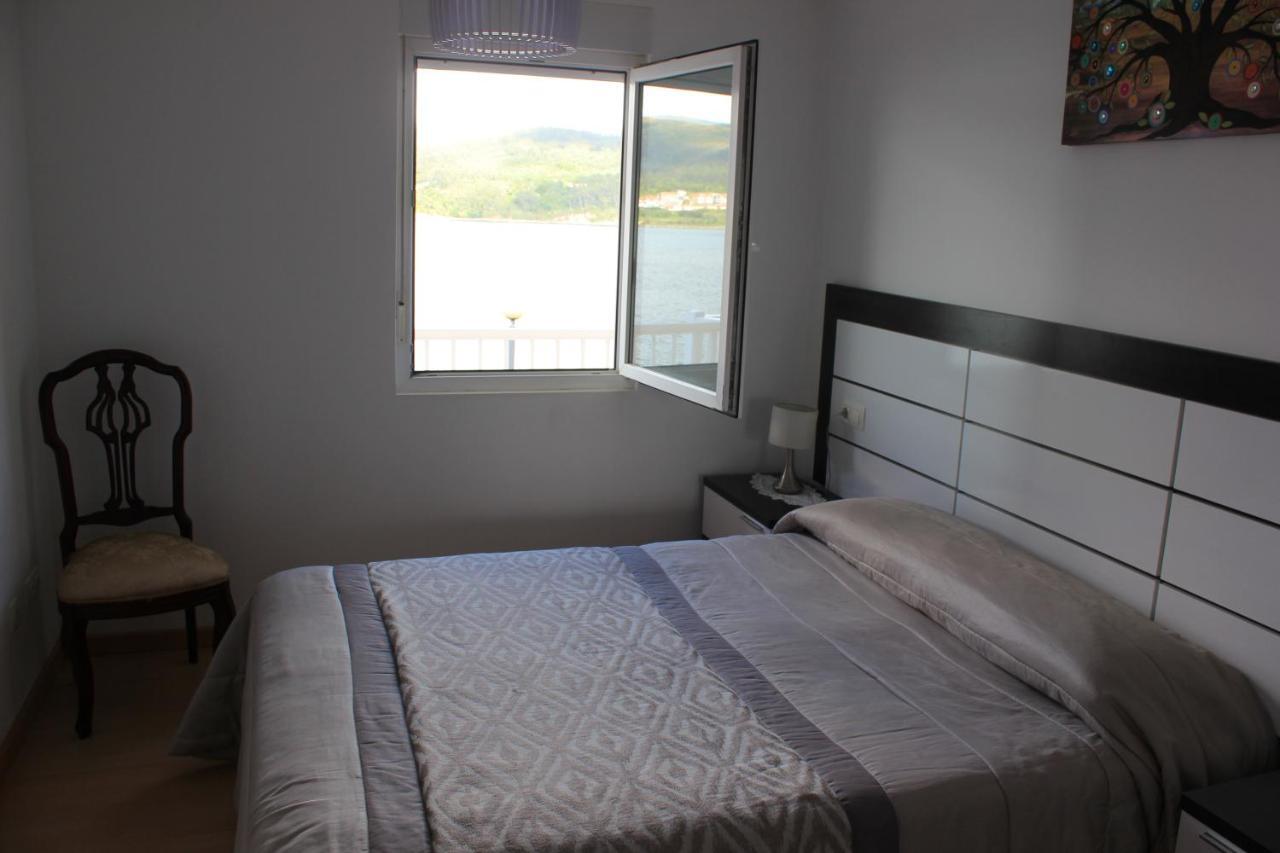 Apartamento Corcubion Playa De Quenxe Luaran gambar