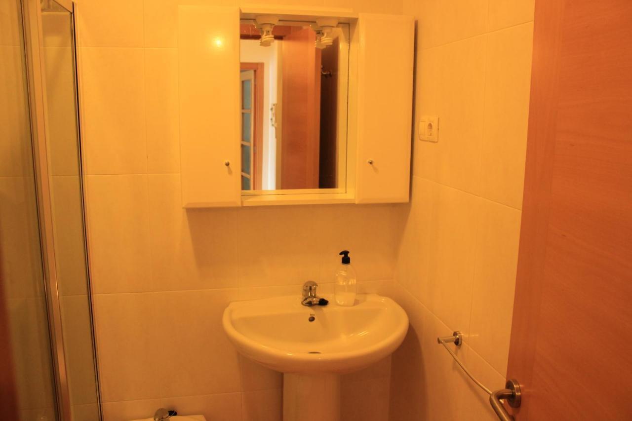 Apartamento Corcubion Playa De Quenxe Luaran gambar